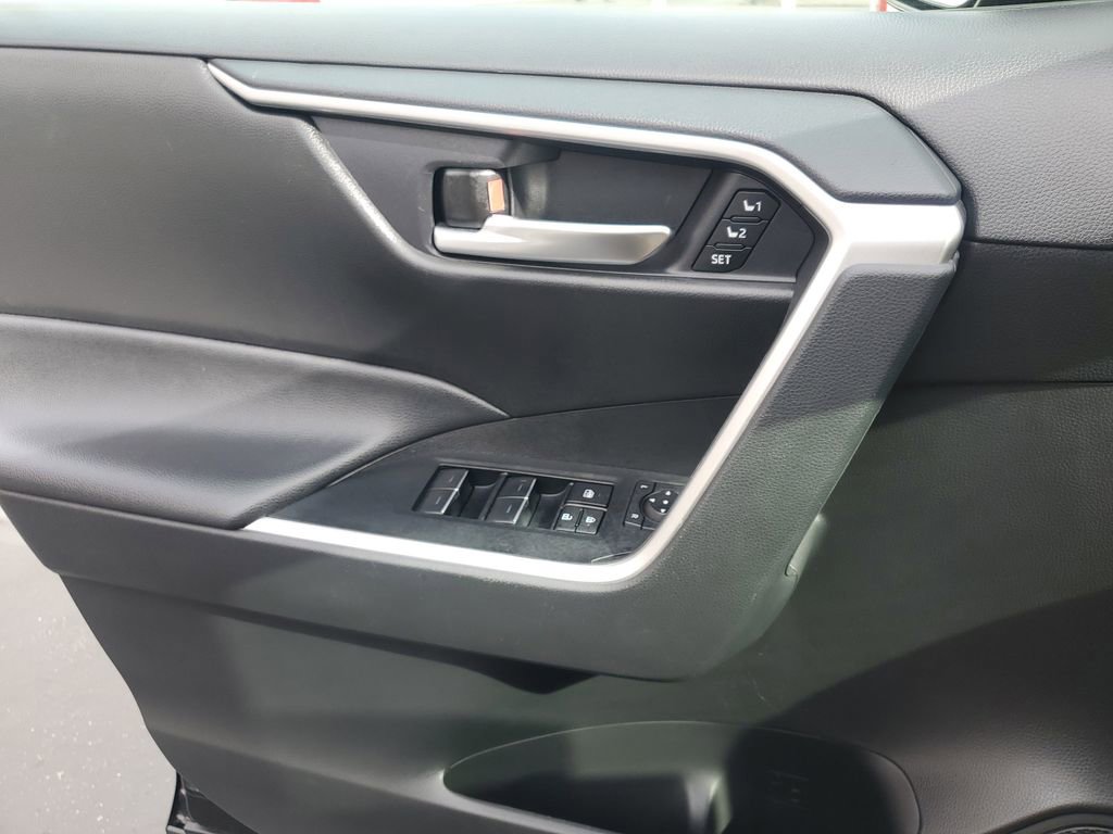 Used 2024 Toyota RAV4 XLE Premium image 25