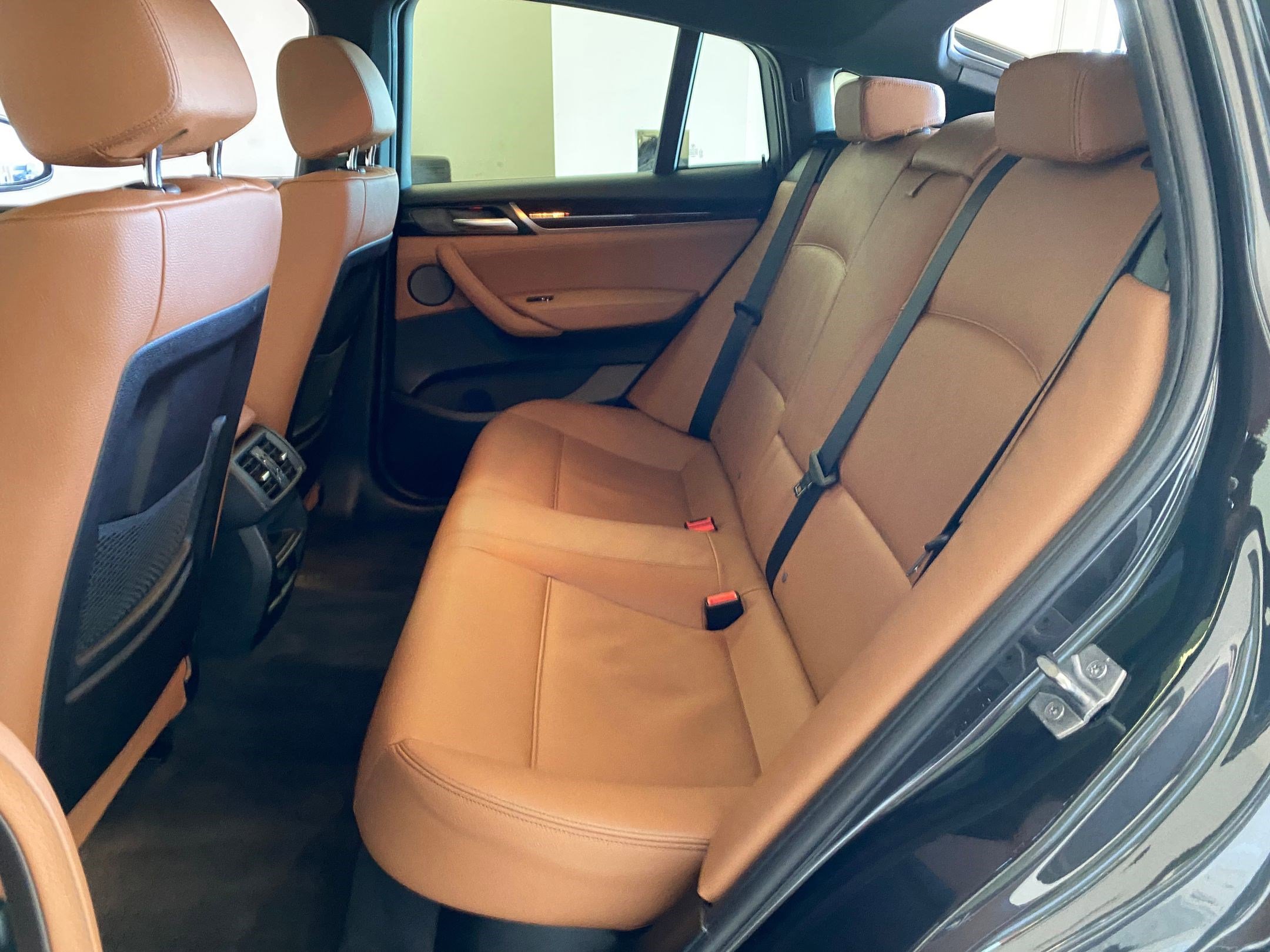 Used 2017 BMW X4 M40i image 13