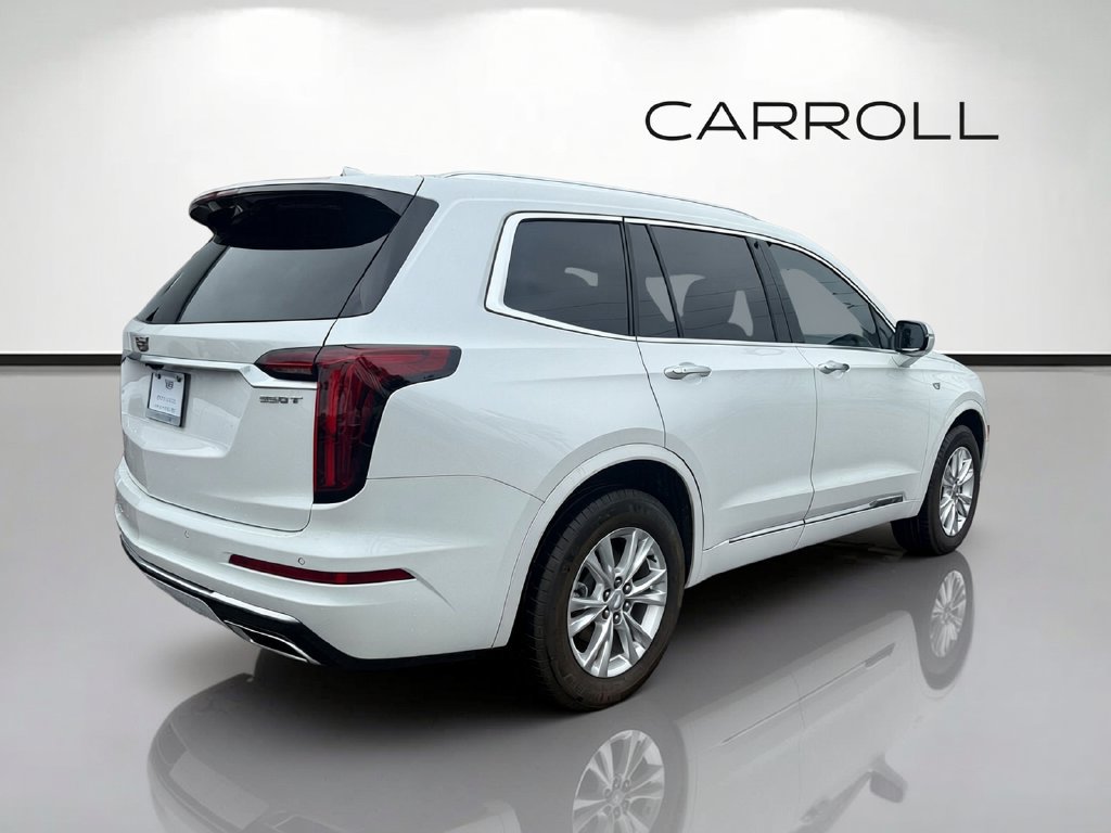 Certified 2025 Cadillac XT6 Luxury FWD image 3