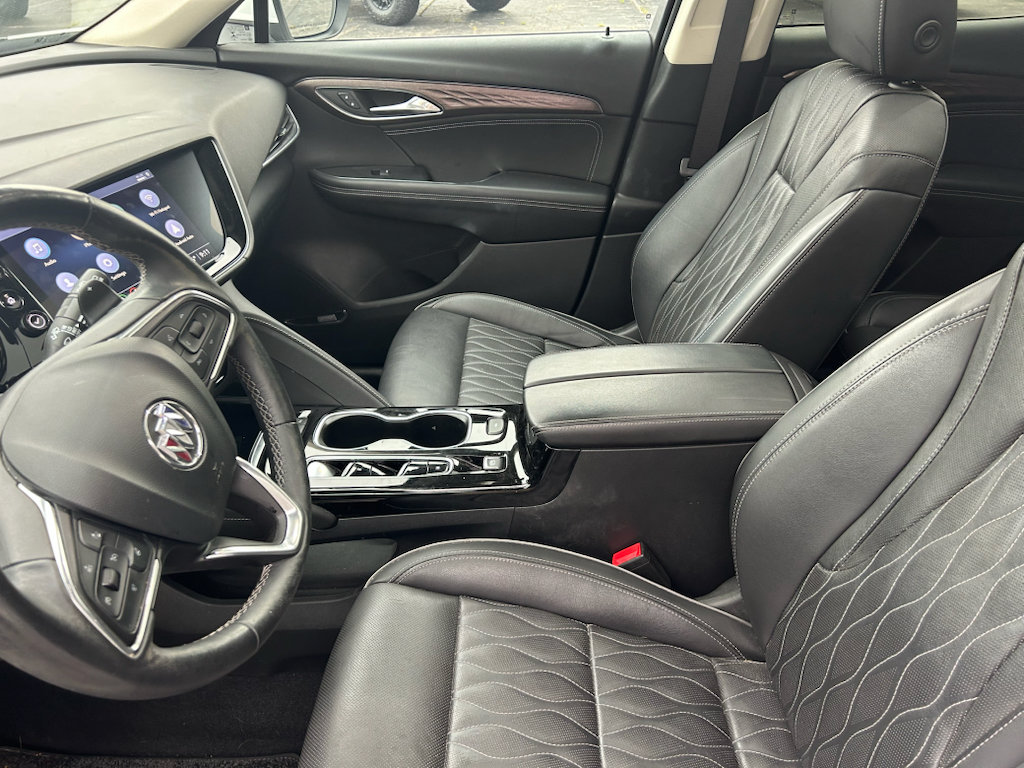 Used 2021 Buick Envision Avenir w/ Technology Package II AWD/4WD image 9