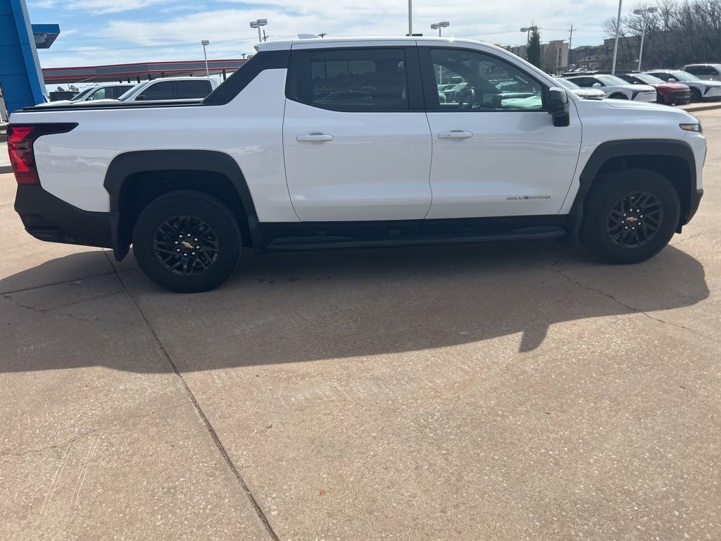 Certified 2024 Chevrolet Silverado EV W/T image 8
