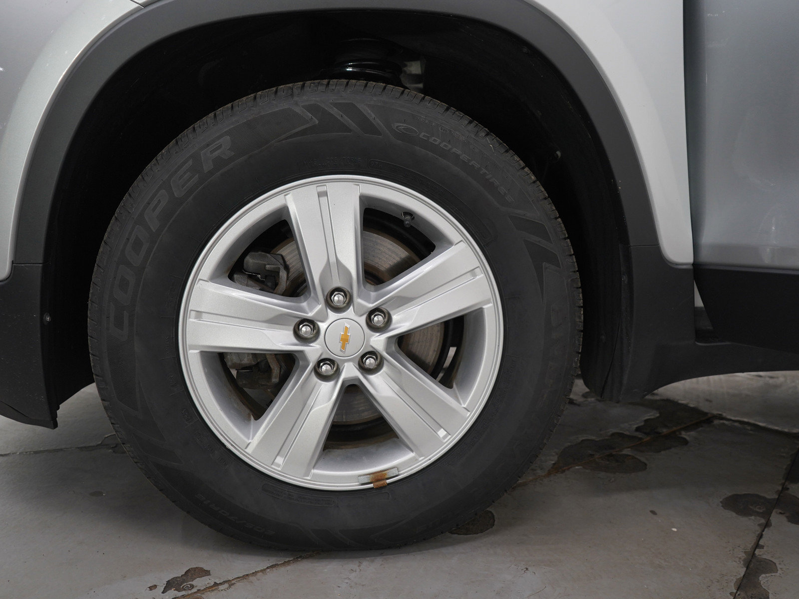 Used 2020 Chevrolet Trax LT w/ LT Convenience Package FWD image 29