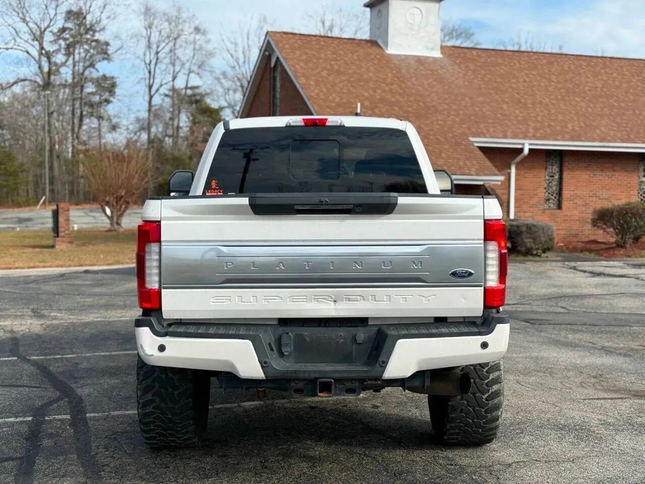 Used 2017 Ford F250 Platinum w/ Platinum Ultimate Package AWD/4WD image 4