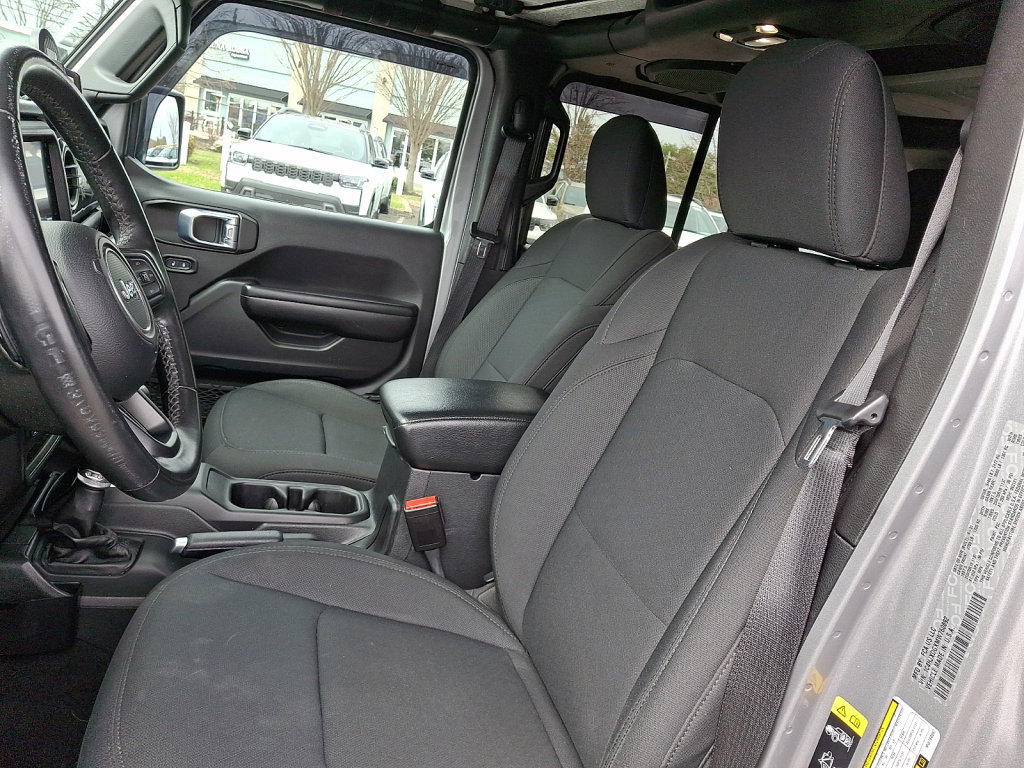 Used 2021 Jeep Wrangler Unlimited Sport image 24