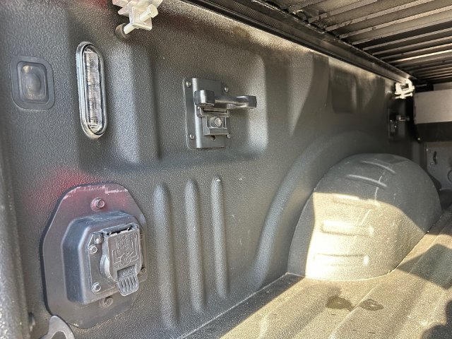 Used 2018 Ford F350 Platinum w/ Platinum Ultimate Package AWD/4WD image 40