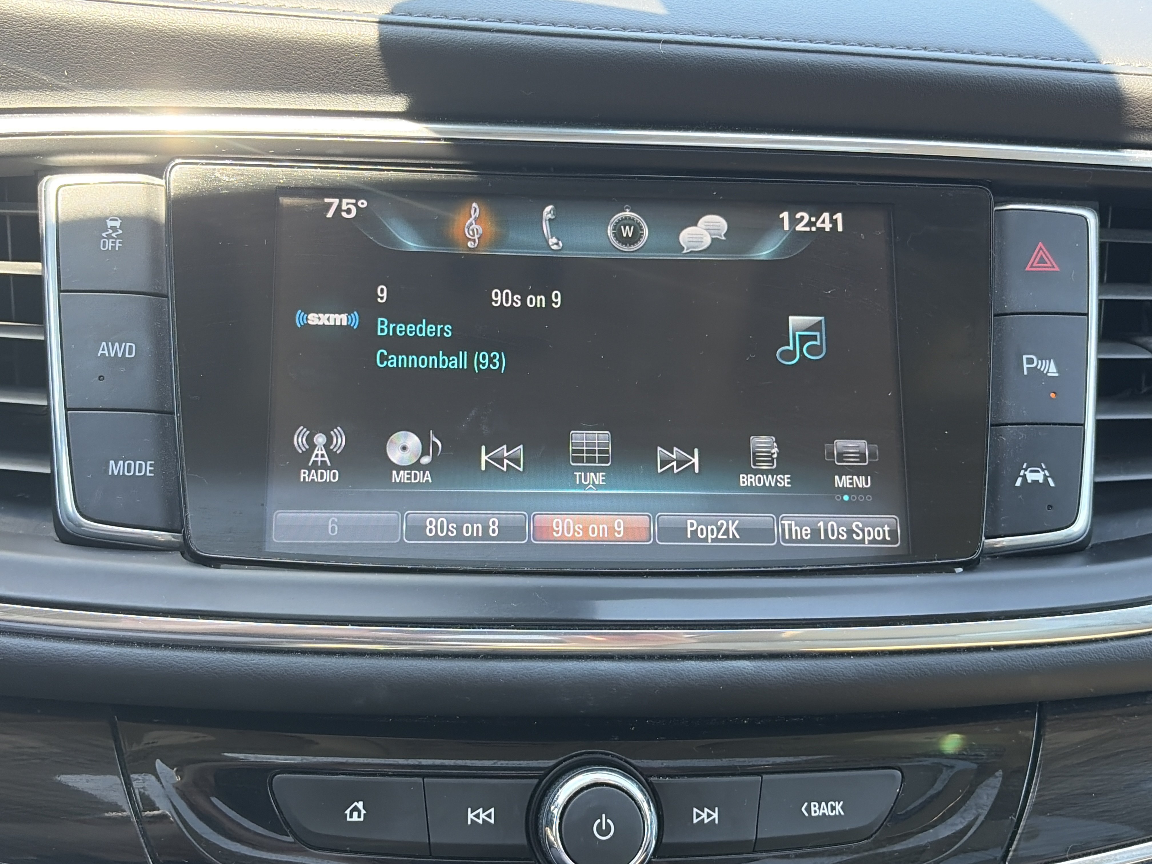 Used 2019 Buick Enclave Premium w/ Experience Buick Package AWD/4WD image 31