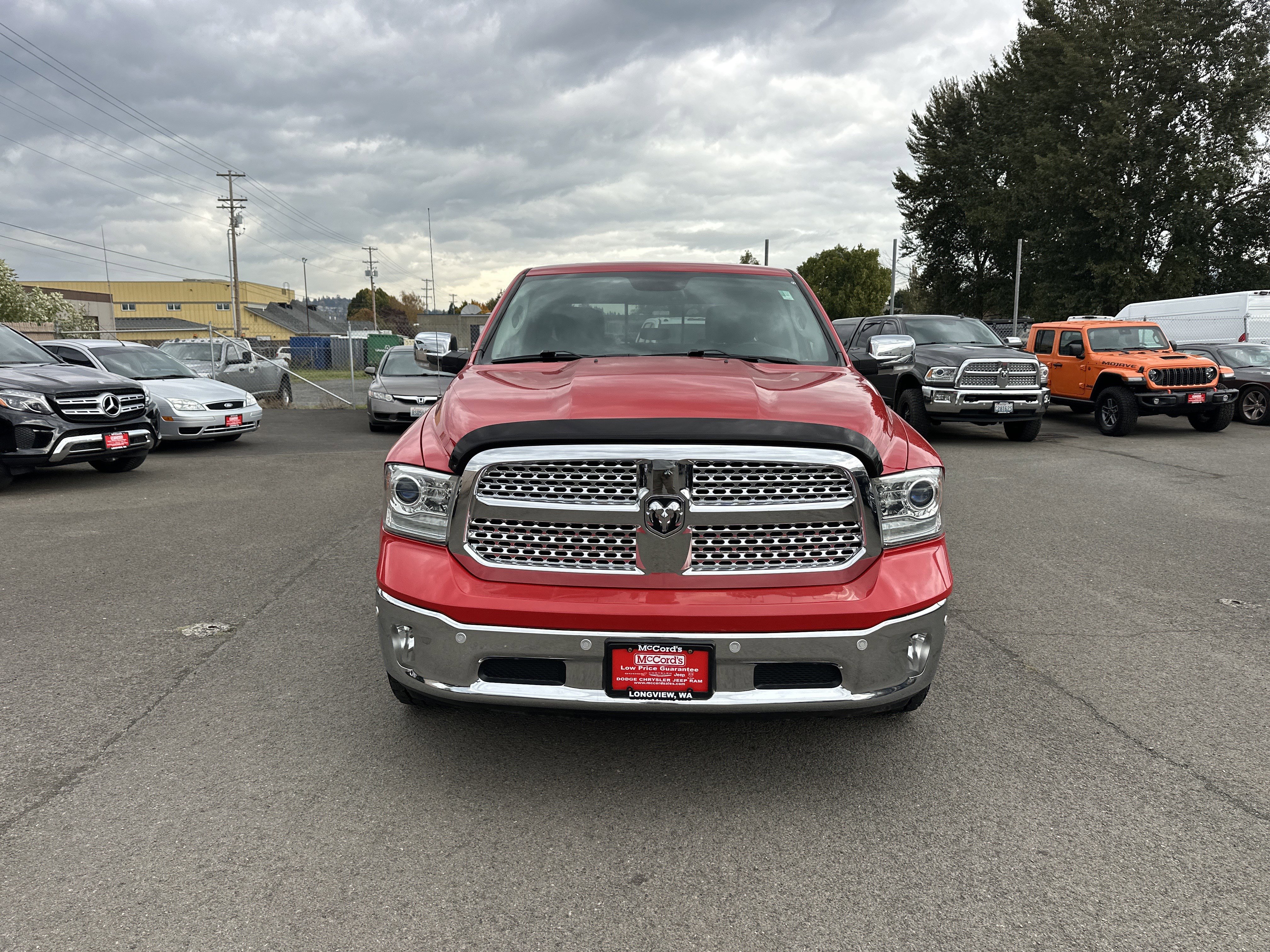 Used 2018 RAM 1500 Laramie w/ Convenience Group image 8
