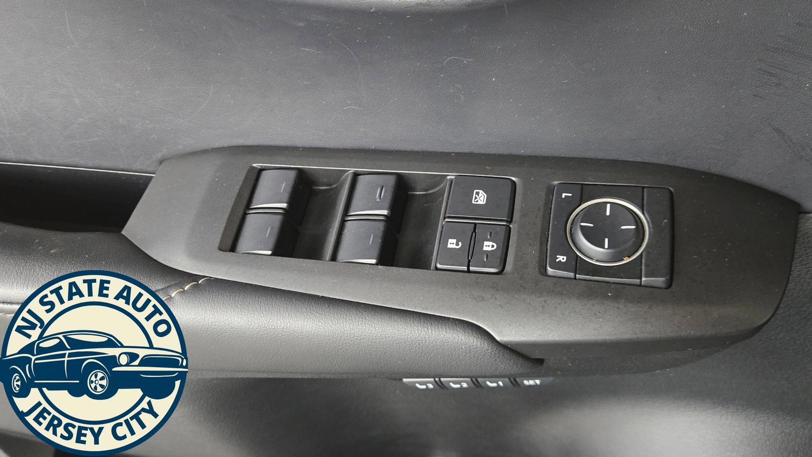 Used 2017 Lexus NX 200t AWD w/ Premium Package image 24