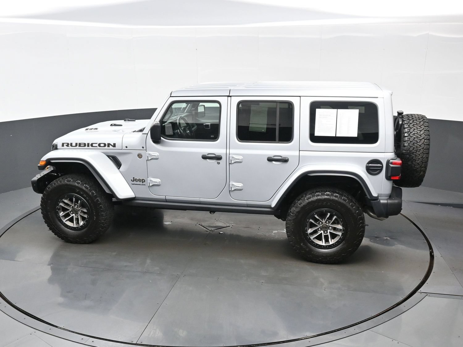 Used 2024 Jeep Wrangler Unlimited Rubicon 392 AWD/4WD image 35