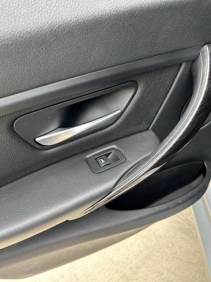 Used 2015 BMW 328i Sedan image 12