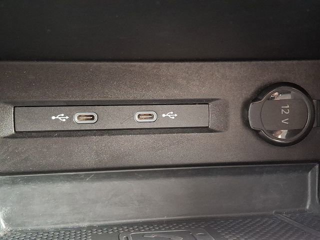 Certified 2023 Volkswagen Taos SE image 25