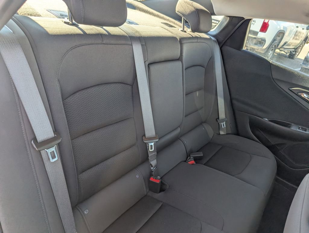 Used 2023 Chevrolet Malibu LT image 14