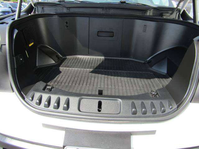 Certified 2022 Ford F150 Lightning Pro AWD/4WD image 17