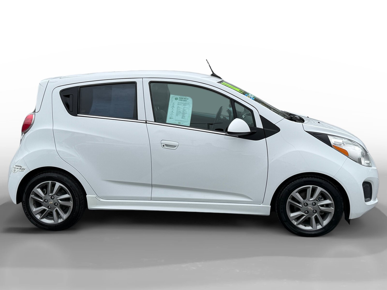 Used 2014 Chevrolet Spark LT FWD image 6