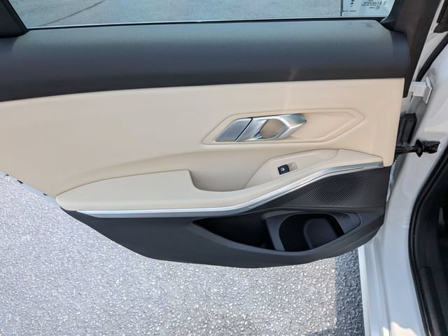 Used 2023 BMW 330i Sedan w/ Driving Assistance Package RWD image 28