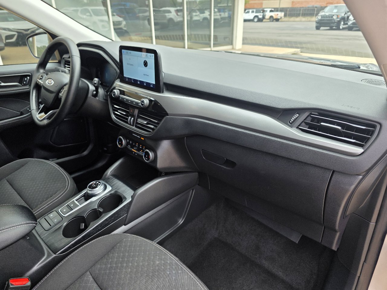 Used 2024 Ford Escape Active image 18