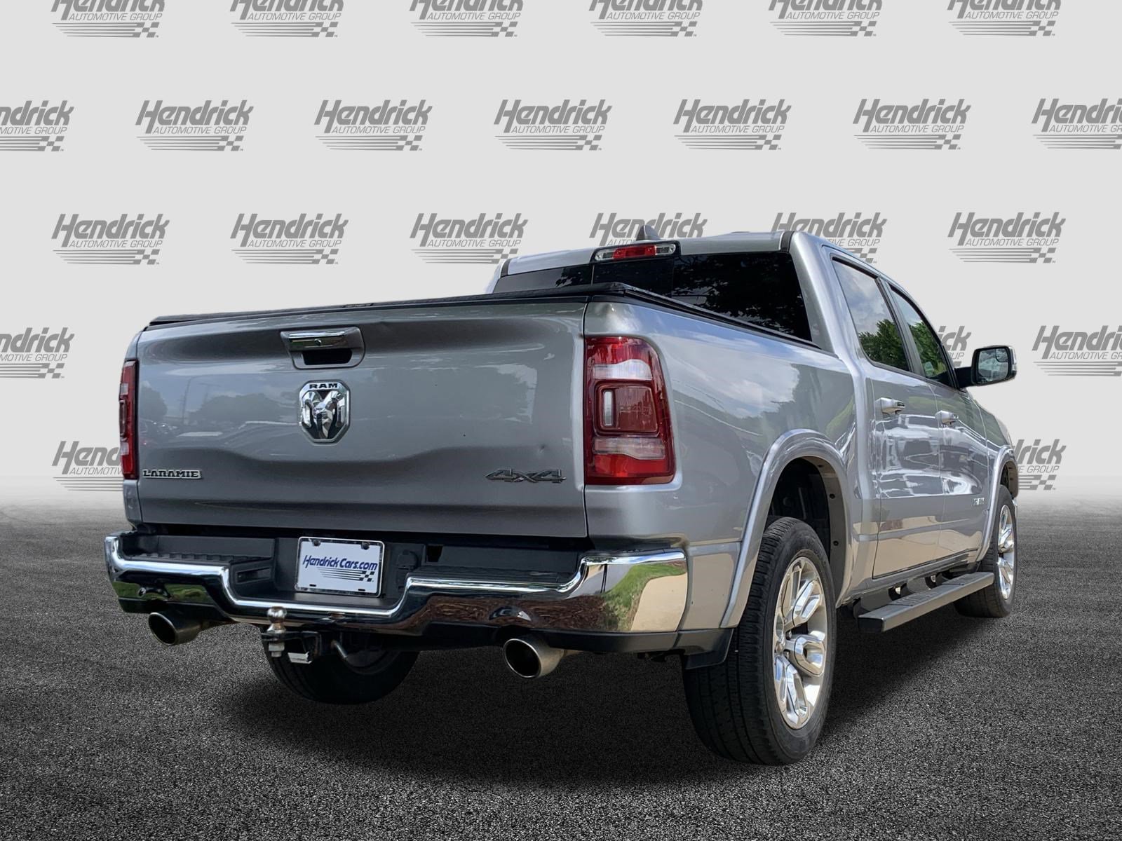 Used 2020 RAM 1500 Laramie AWD/4WD image 10