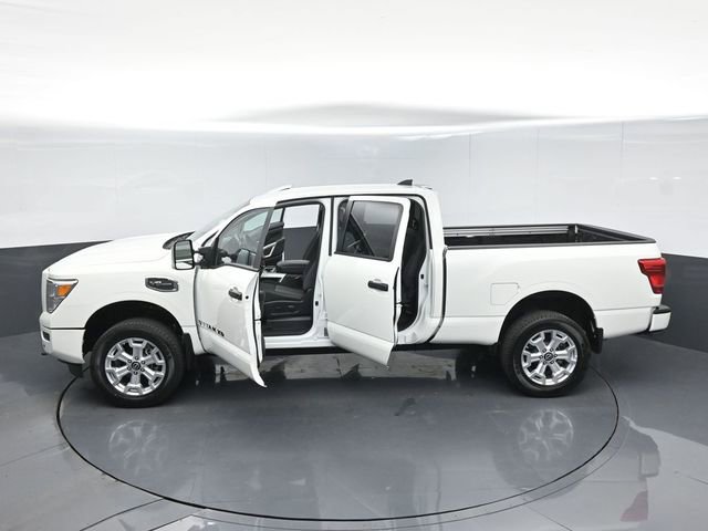 Used 2024 Nissan Titan SV w/ SV Convenience Package image 58