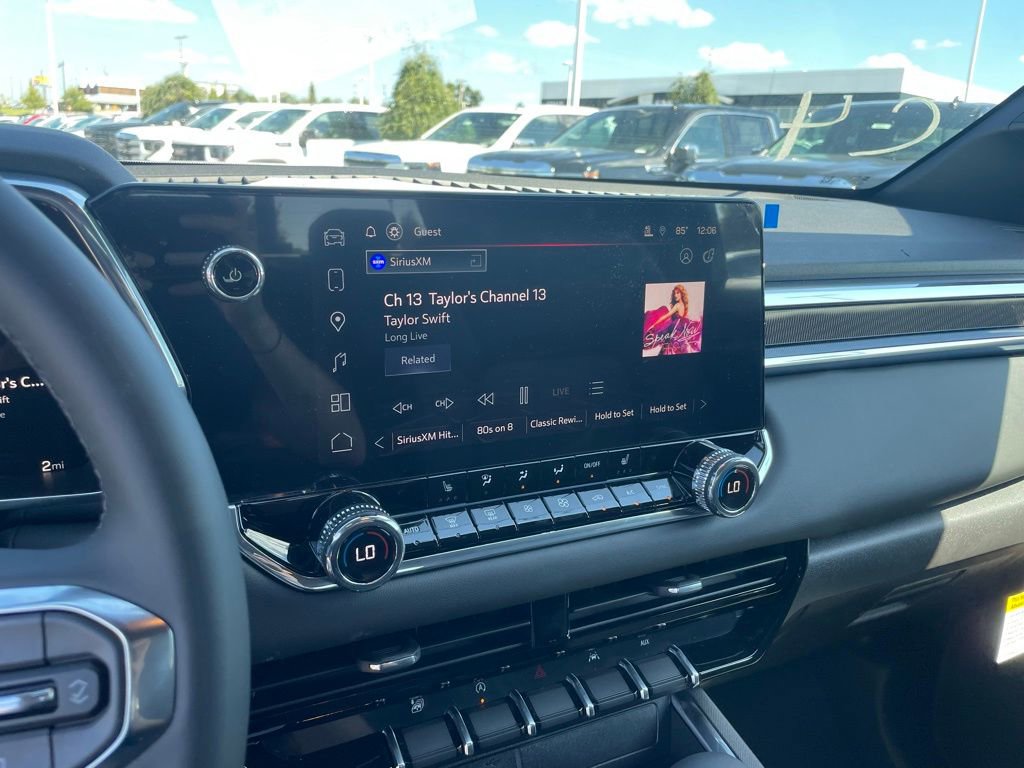 New 2026 GMC Canyon Elevation w/ Convenience Package image 16