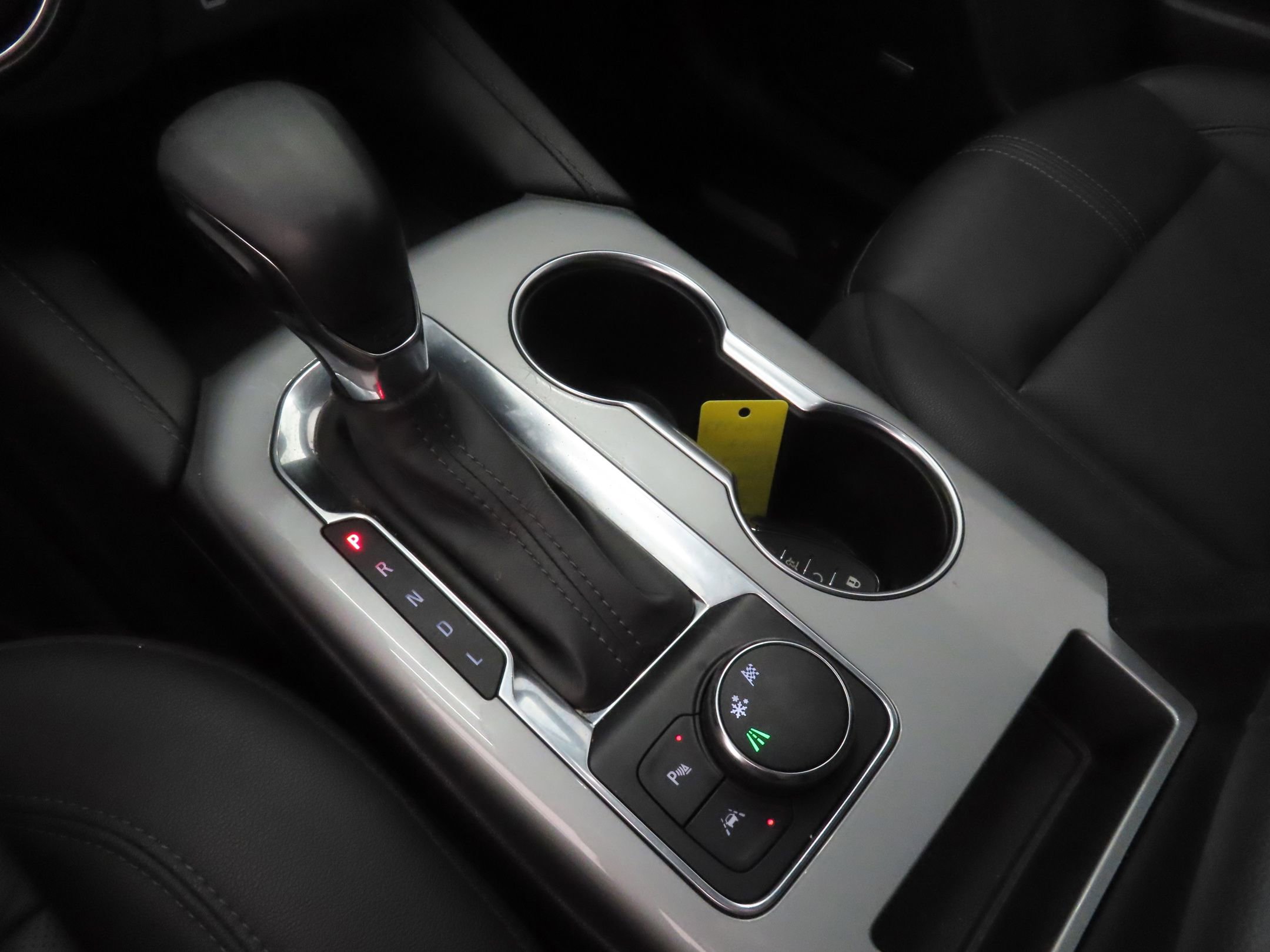 Used 2022 Chevrolet Blazer LT w/ Sound & Technology Package FWD image 17