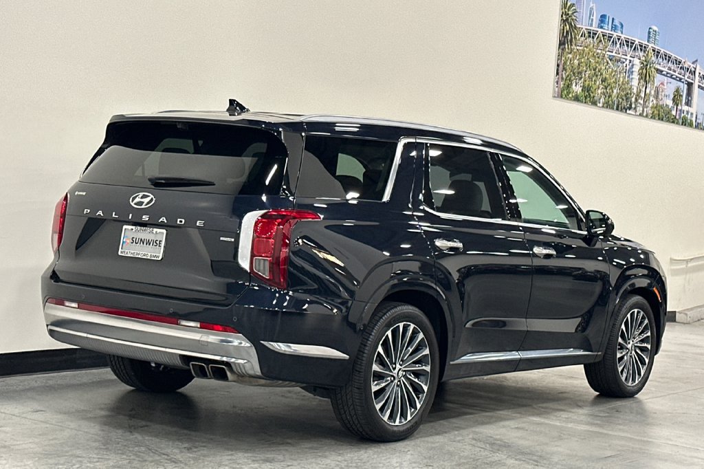 Used 2023 Hyundai Palisade Calligraphy AWD/4WD image 4