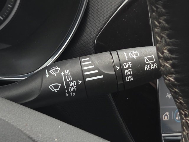 Used 2023 Chevrolet TrailBlazer LT AWD/4WD image 40