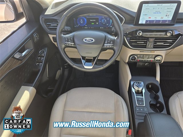 Used 2020 Ford Escape Titanium image 8