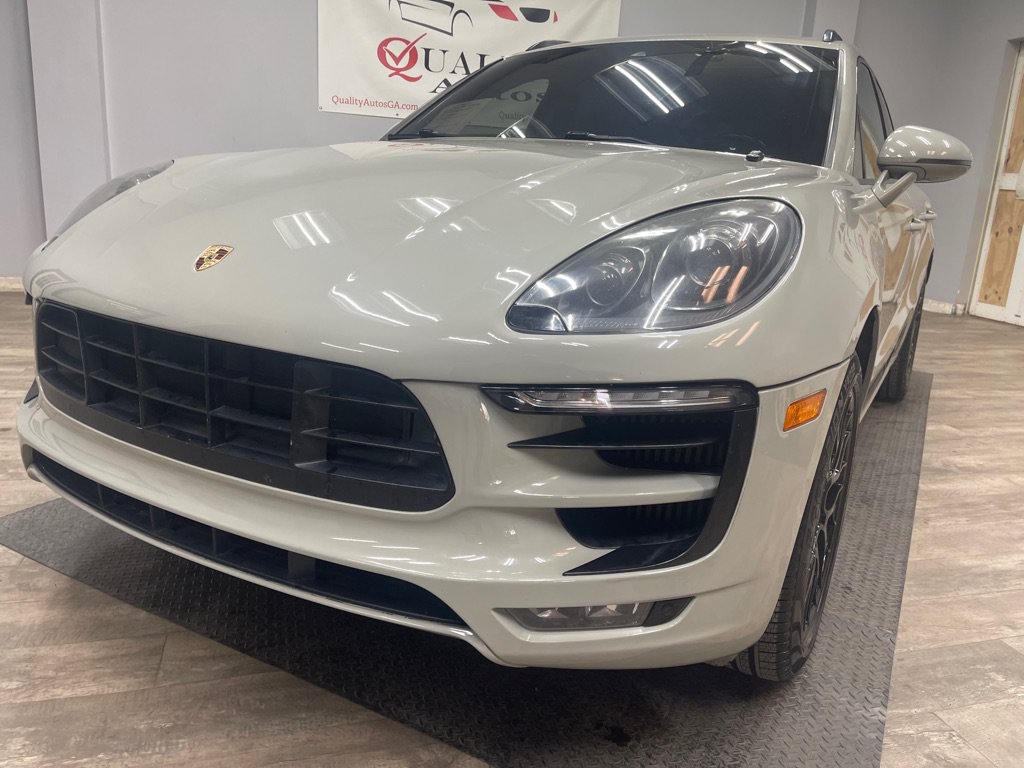 Used 2017 Porsche Macan GTS AWD/4WD image 3