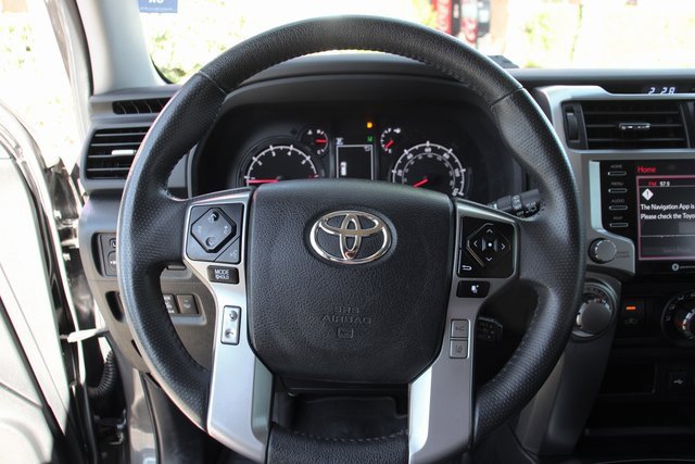 Used 2022 Toyota 4Runner SR5 image 21