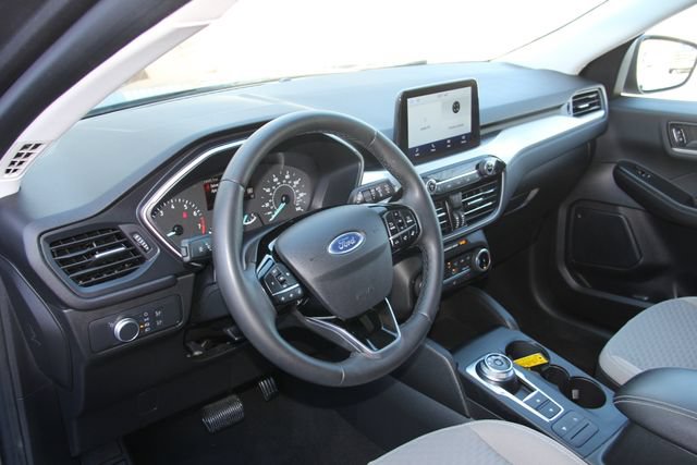Used 2022 Ford Escape SE w/ Cold Weather Package AWD/4WD image 19