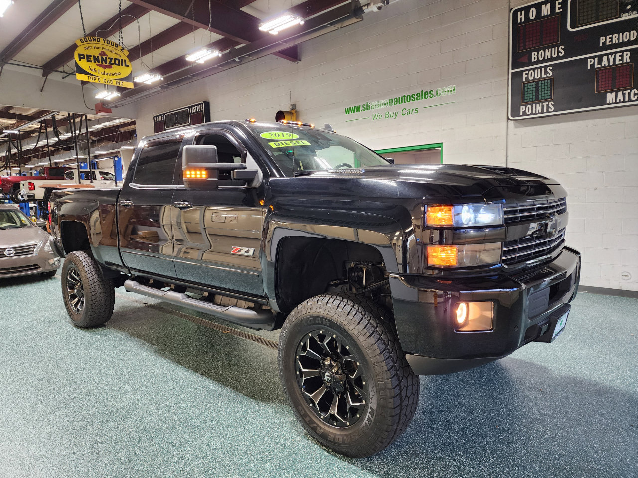 Used 2019 Chevrolet Silverado 2500 LTZ w/ Duramax Plus Package image 4
