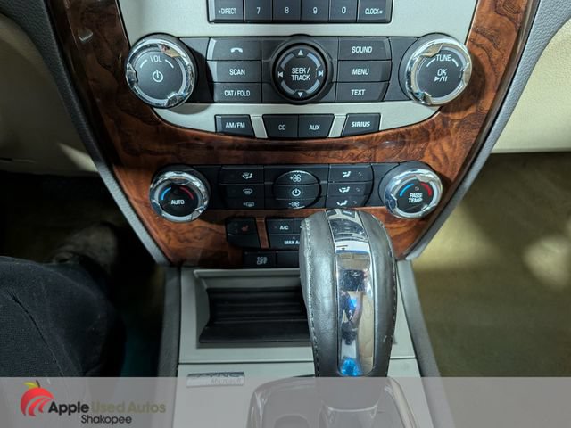 Used 2012 Ford Fusion SEL FWD image 18
