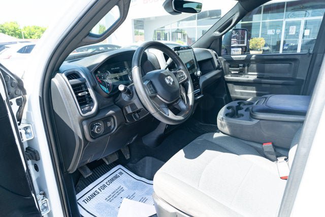 Used 2024 RAM 3500 Tradesman w/ Chrome Appearance Group AWD/4WD image 19