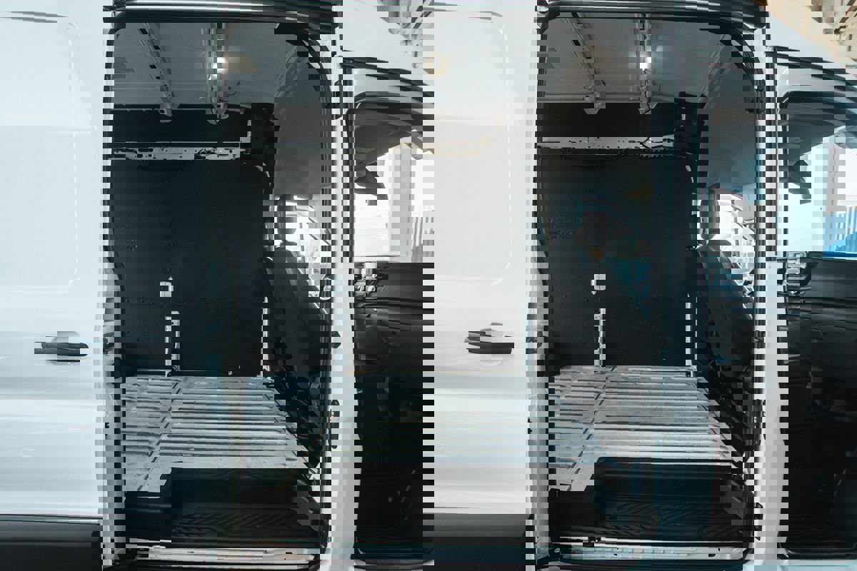 Used 2022 Ford Transit 250 148 High Roof Extended w/ Load Area Protection Package image 9