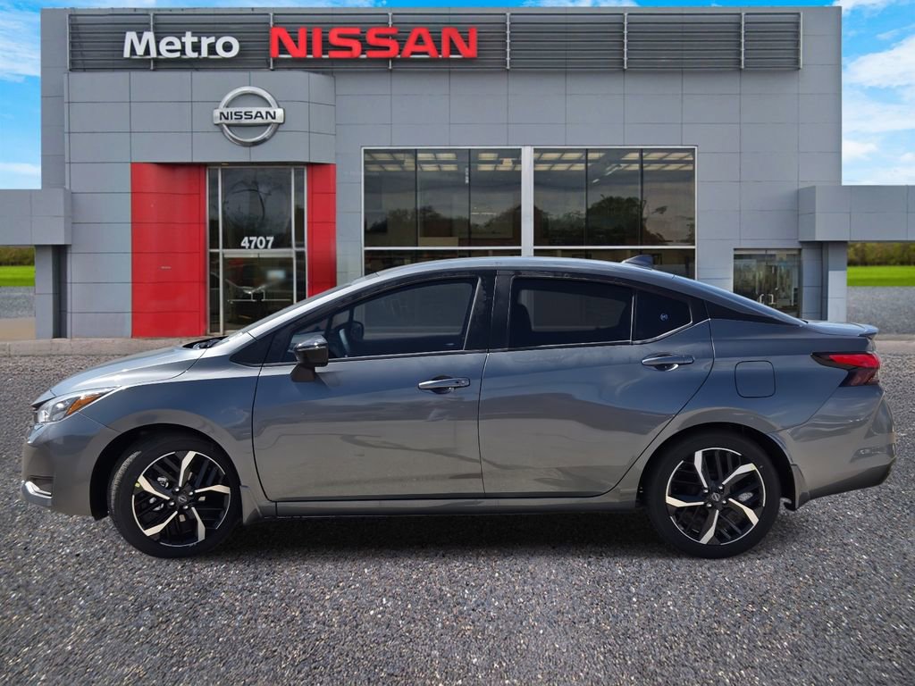 New 2025 Nissan Versa SR w/ Trunk Package image 3
