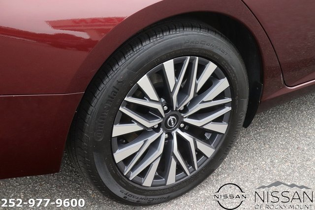 Used 2023 Nissan Altima 2.5 SV image 7