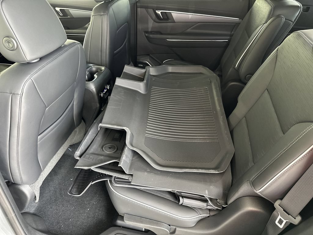New 2026 Buick Enclave Sport Touring w/ Power Package AWD/4WD image 17