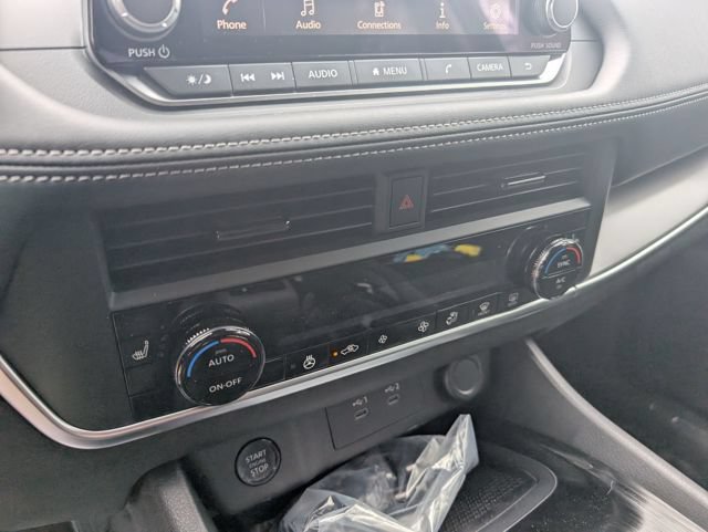 New 2026 Nissan Rogue Dark Armor AWD/4WD image 22