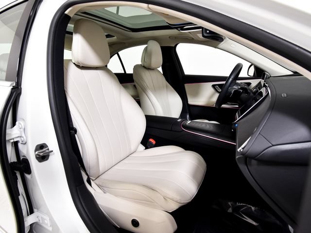 Certified 2025 Mercedes-Benz E 350 Sedan image 31