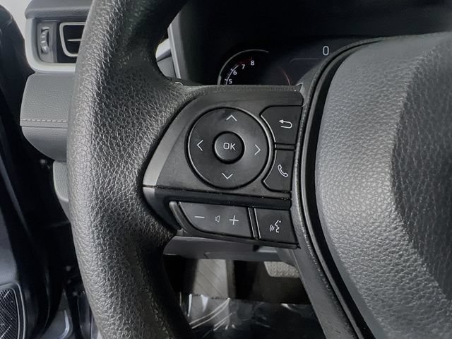 Used 2025 Toyota RAV4 XLE w/ Convenience Package FWD image 17