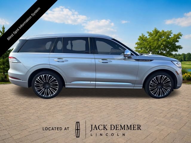 Certified 2022 Lincoln Aviator Black Label w/ Class IV Trailer Tow Package AWD/4WD image 9