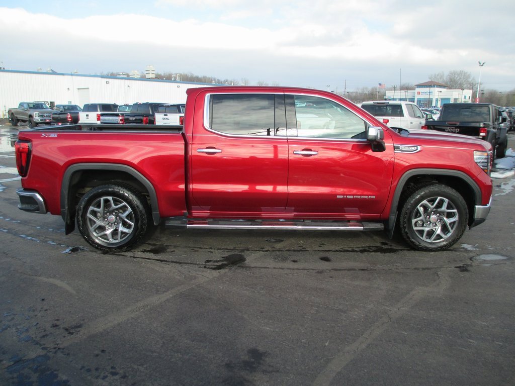 Certified 2023 GMC Sierra 1500 SLT image 4