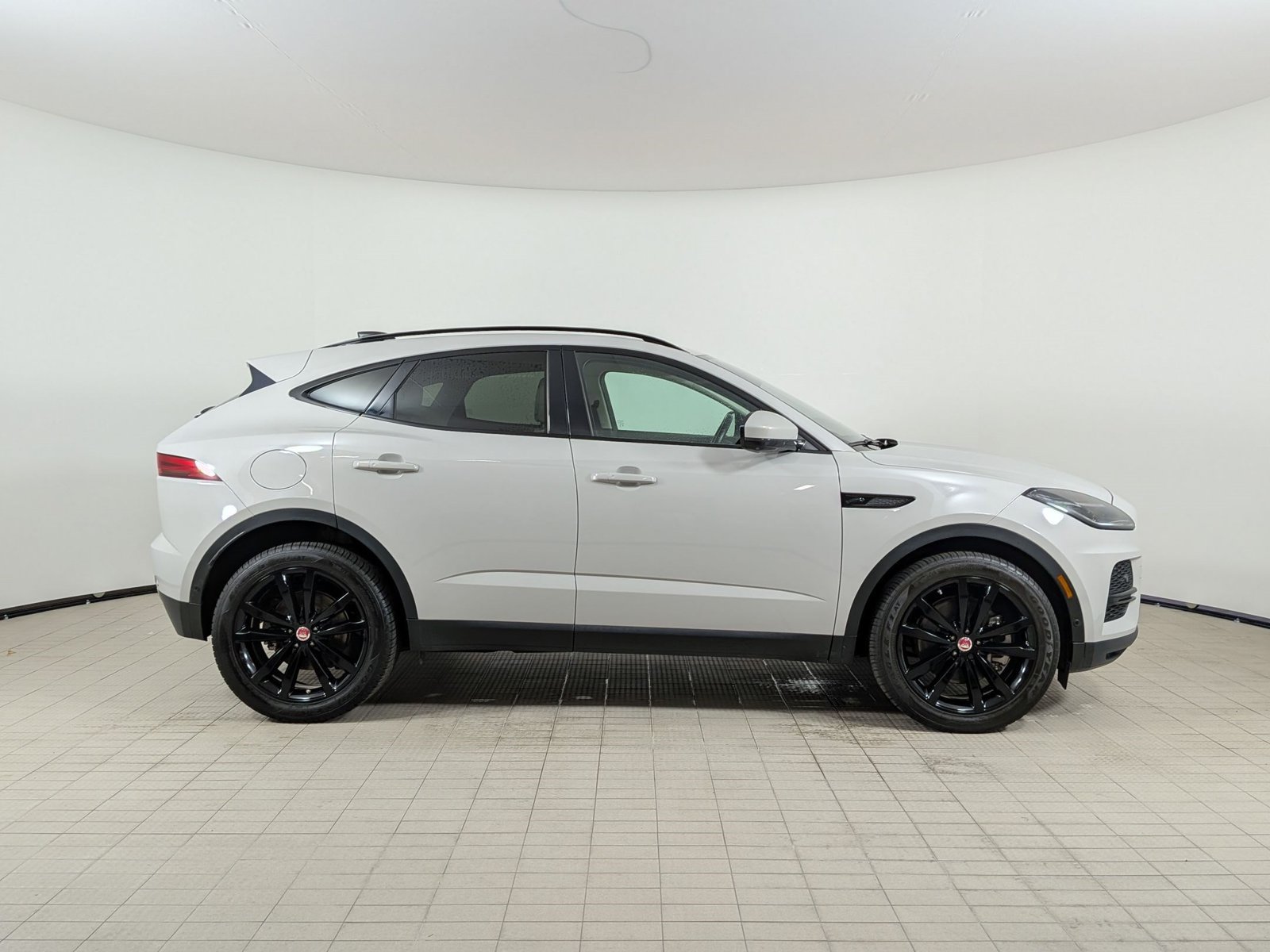 Used 2021 Jaguar E-PACE SE AWD/4WD image 8