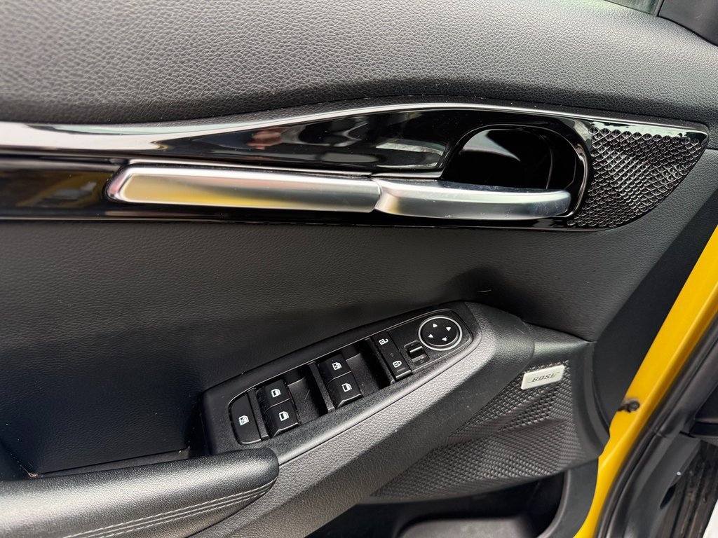 Used 2022 Kia Seltos SX w/ Sunroof Package image 14