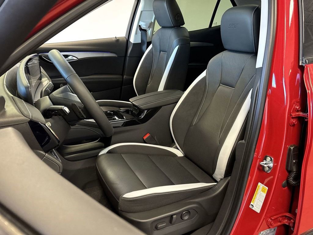 New 2025 Buick Envision Sport Touring image 24