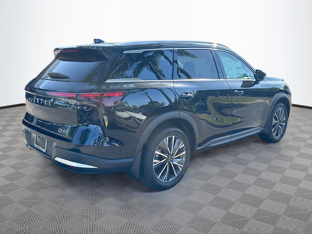 Used 2027 INFINITI QX60 Luxe w/ Cargo Package FWD image 6