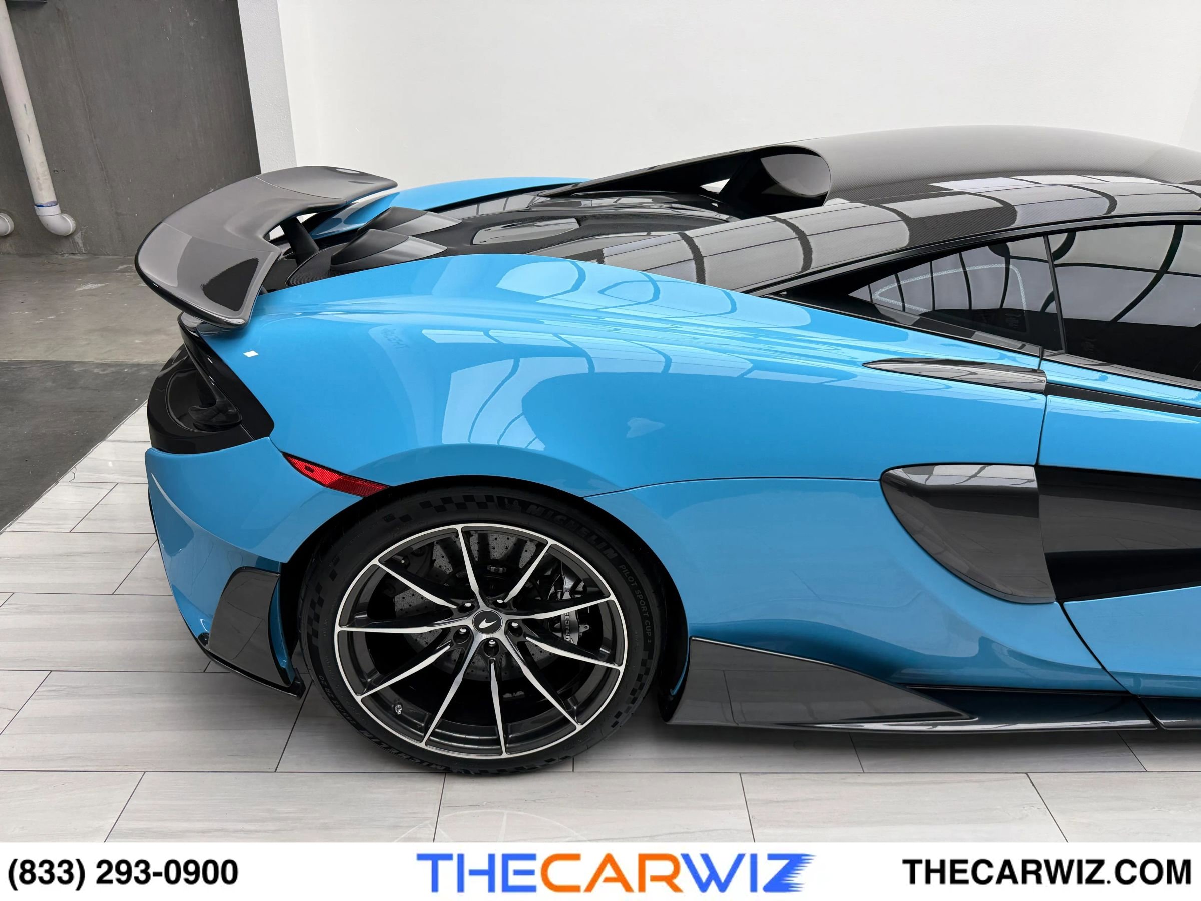 Used 2019 McLaren 600LT RWD image 33
