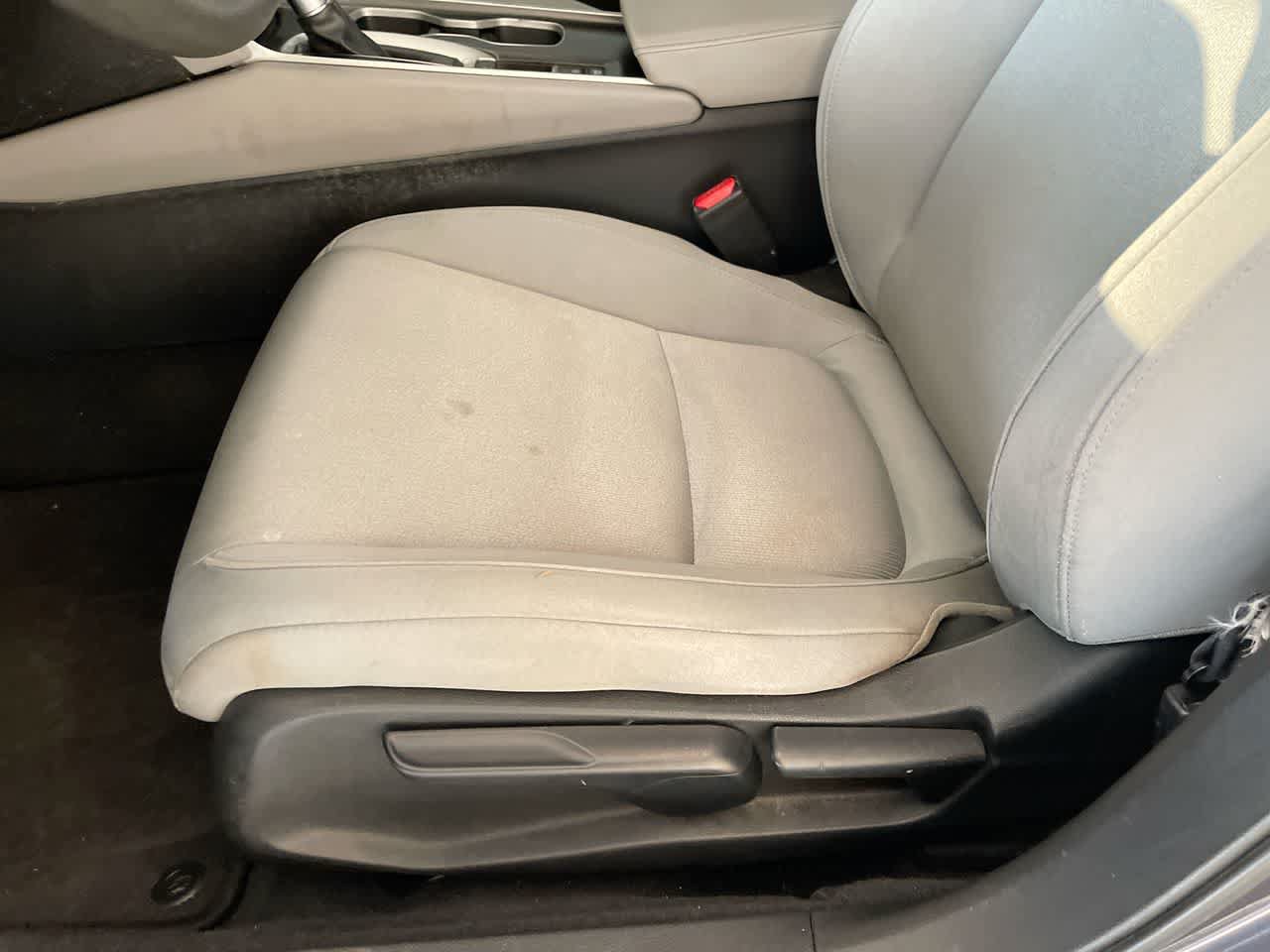 Used 2019 Honda Accord LX image 12