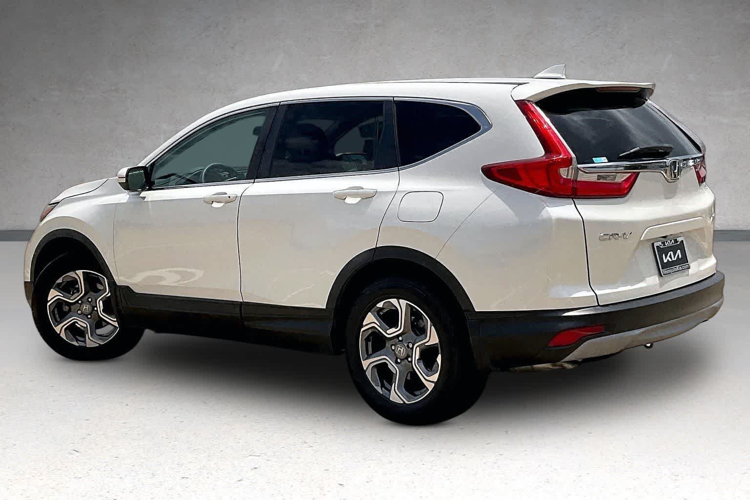 Used 2018 Honda CR-V EX image 4