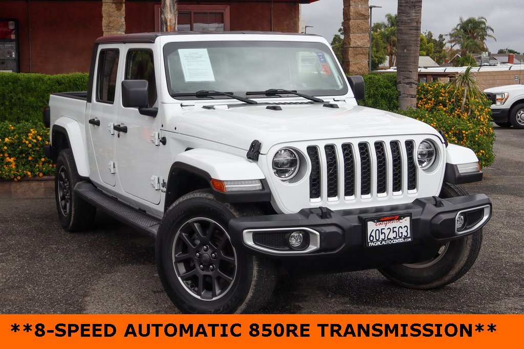 Used 2021 Jeep Gladiator Overland w/ LED Lighting Group image 2